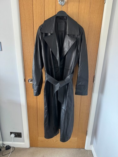 Bnwt mango black - 100%, leather