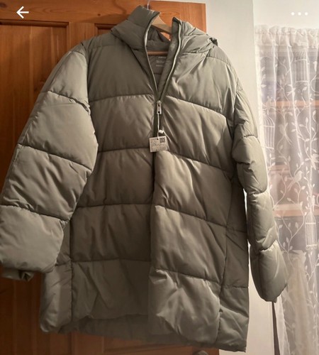 Bnwt mango green water - green,